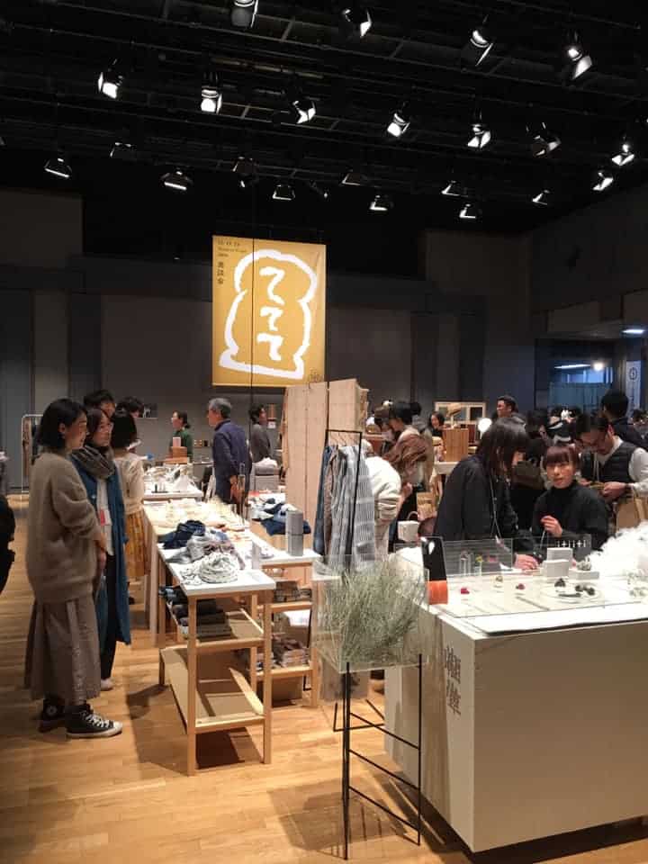 日本TETETE